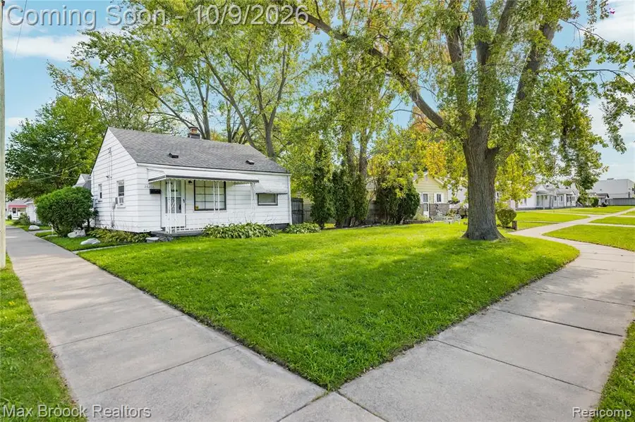 26466 Couzens, Madison Heights, MI 48071 - #2
