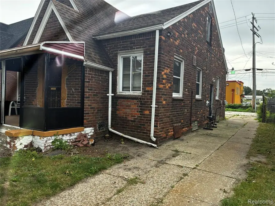 16897 Manor, Detroit, MI 48221 - #2