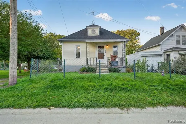 1116 E 8th, Monroe, MI 48161