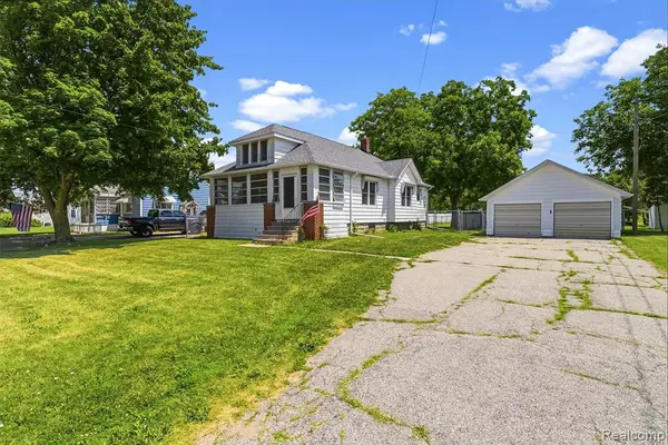 1709 Michigan, Bay City, MI 48708