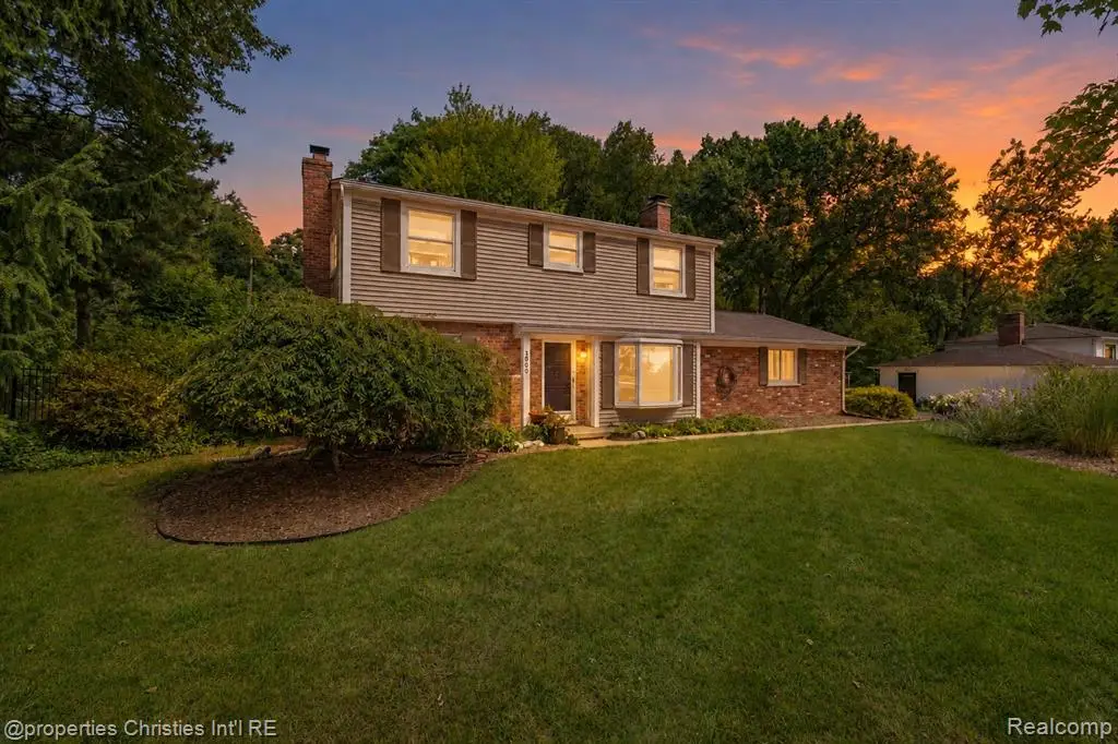3560 Beach, Troy, MI 48084 - #1