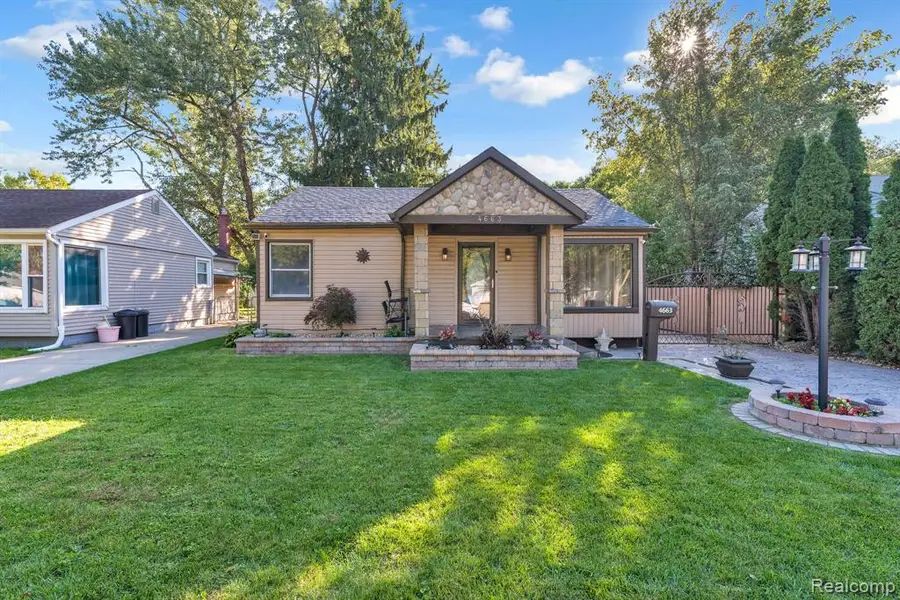 4663 Academy, Dearborn Heights, MI 48125 - #2