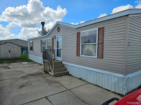 4286 Roxanne Lane, North Branch, MI 48461