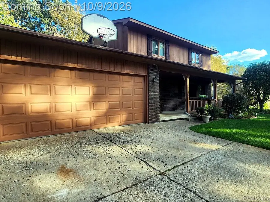 1625 Spruce, Commerce Township, MI 48390 - #2