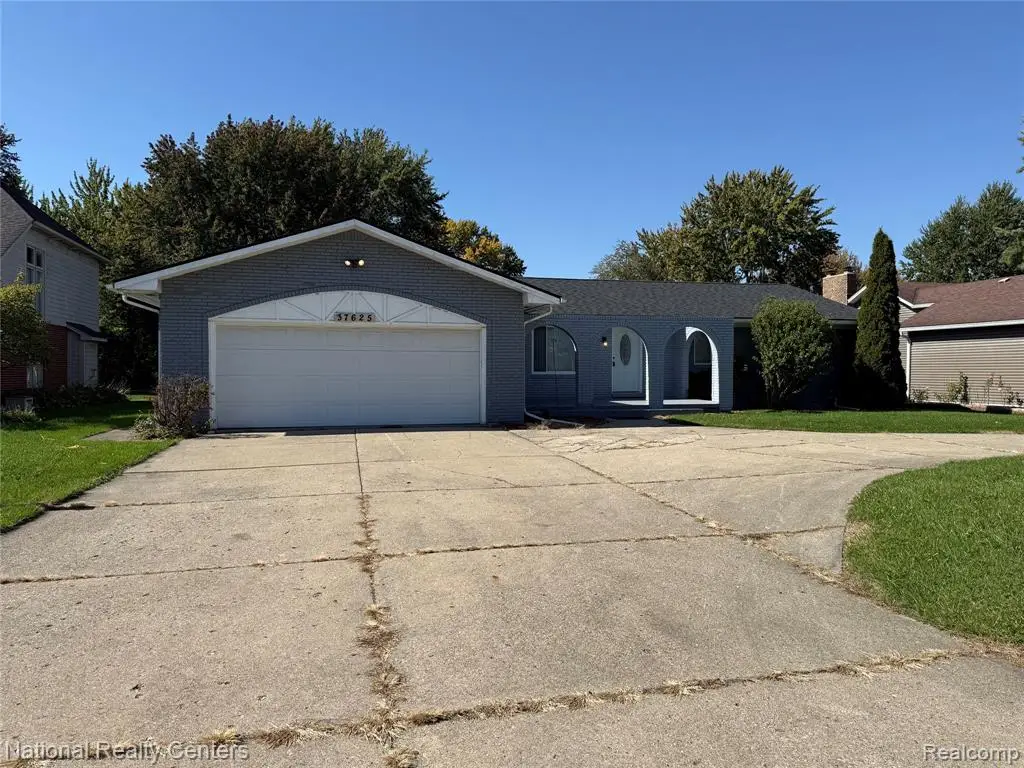37625 Ryan, Sterling Heights, MI 48310 - #1