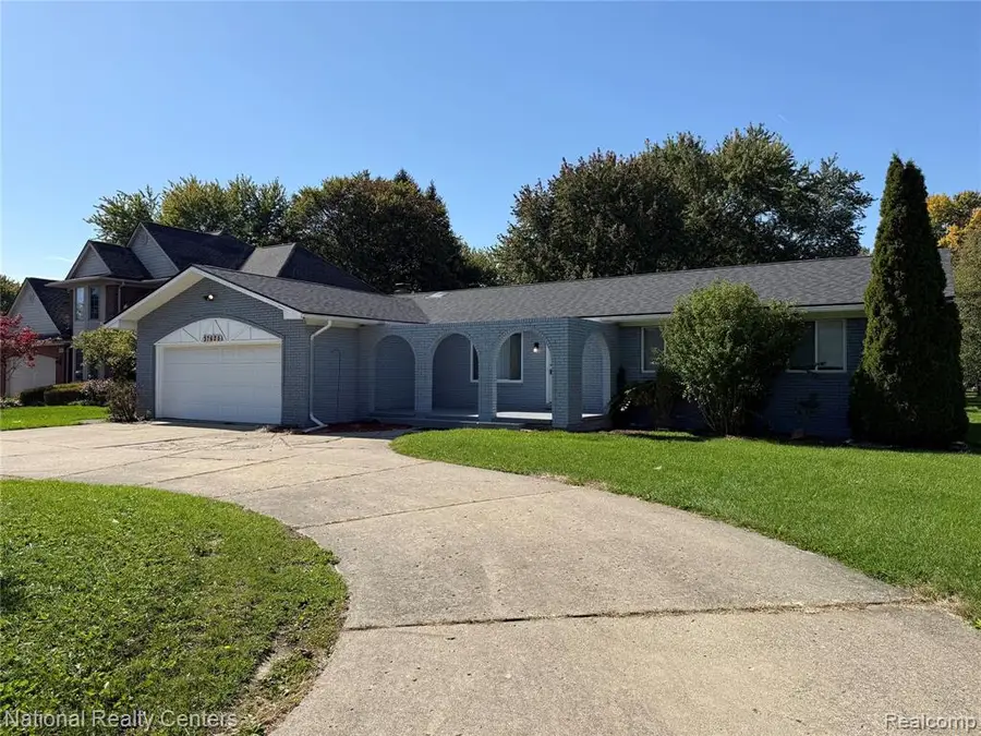 37625 Ryan, Sterling Heights, MI 48310 - #2