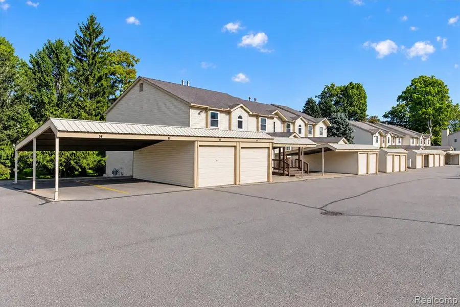 4998 Oak Hill #8847, Waterford, MI 48329 - #2