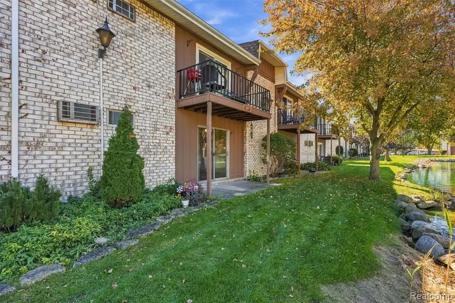 7375 Woodview #1, Westland, MI 48185 - #2