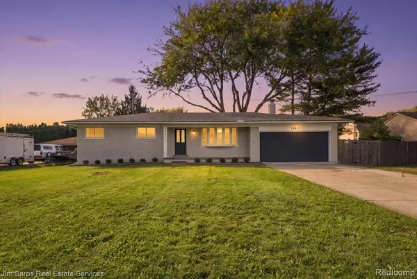 39917 Bridgeview, Harrison Twp, MI 48045