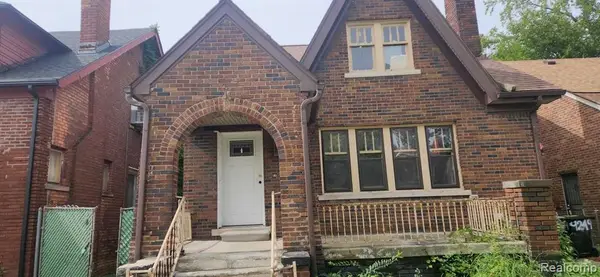 9241 Mendota, Detroit, MI 48204