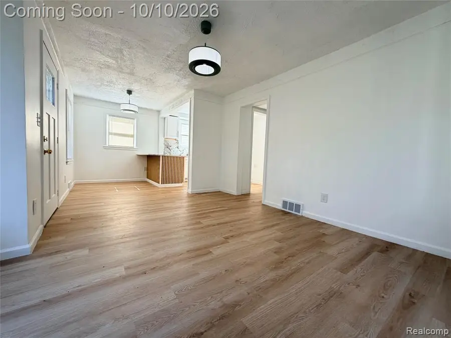 9257 Minock, Detroit, MI 48228 - #3