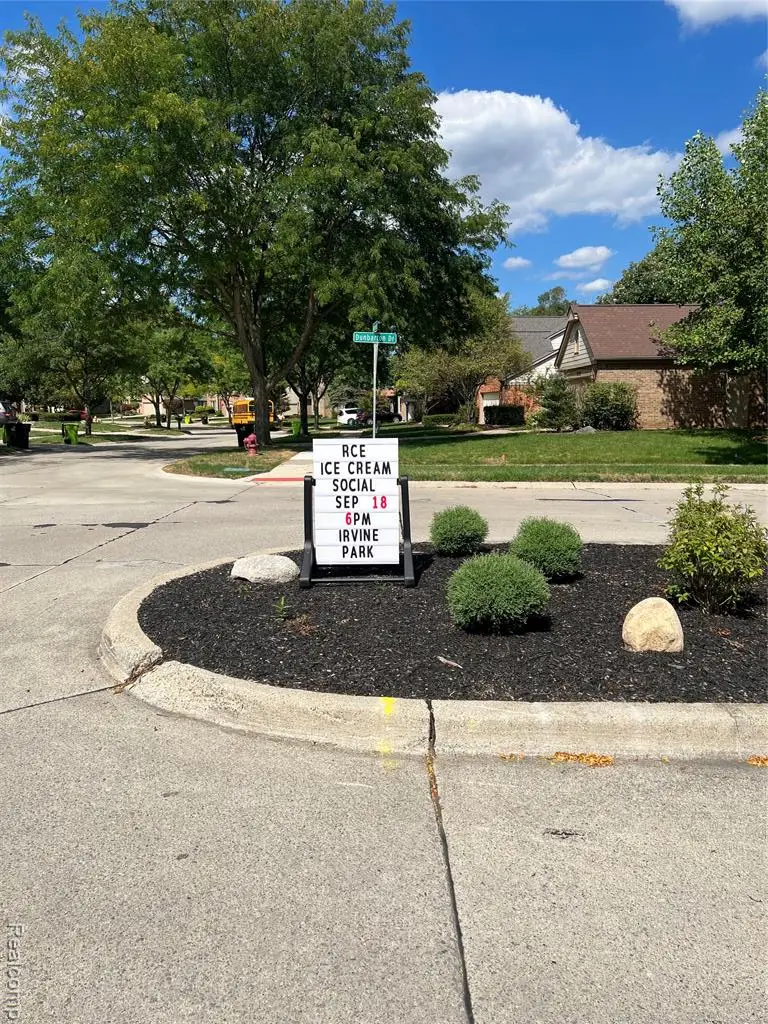 45475 Irvine, Novi, MI 48374 - #3