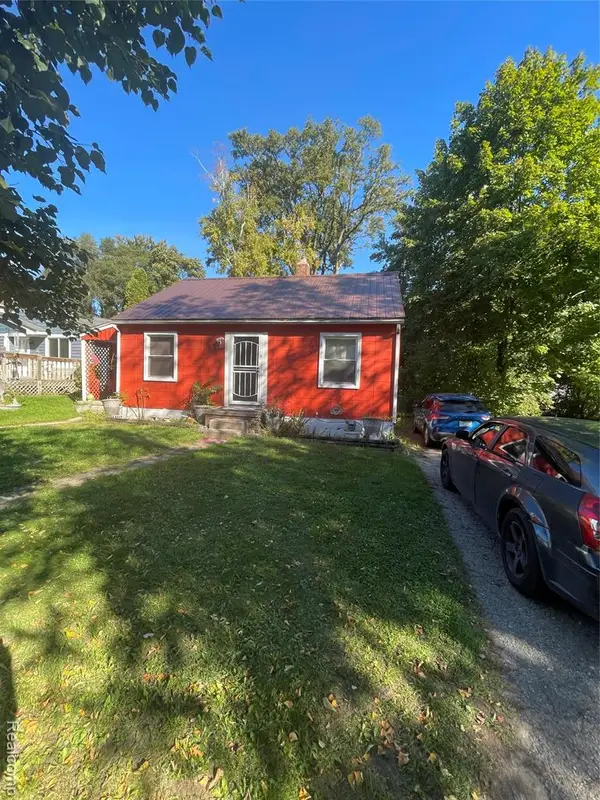 274 Voorheis, Pontiac, MI 48341