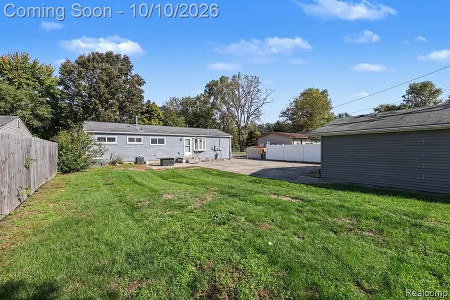 43741 Burtrig, Van Buren Township, MI 48111 - #3