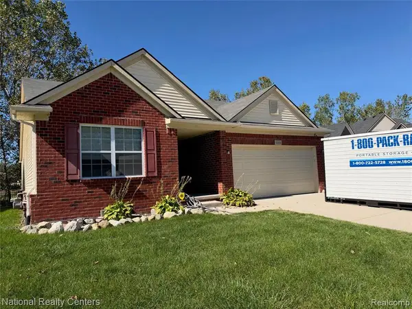 6166 Inverness, Romulus, MI 48174