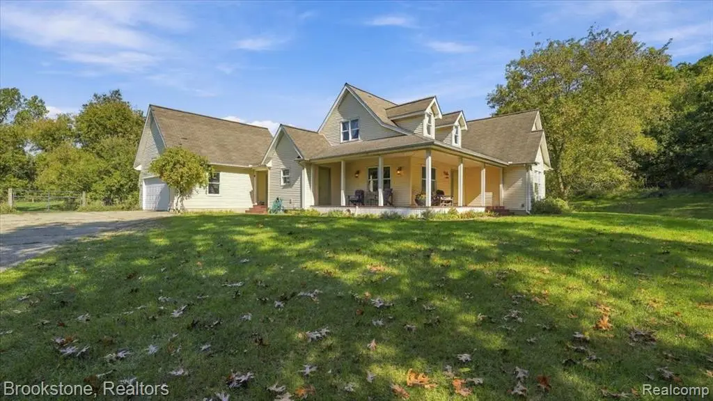 8208 Rattalee Lake, Clarkston, MI 48348 - #1