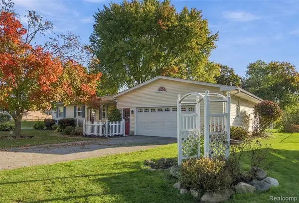 5086 N Belsay, Flint, MI 48506