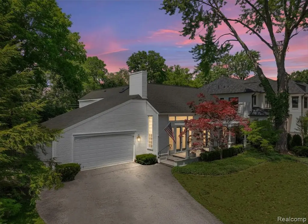 209 Chesterfield, Birmingham, MI 48009 - #1