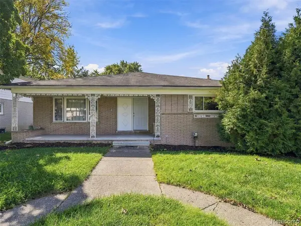 25685 Grand Concourse, Southfield, MI 48075