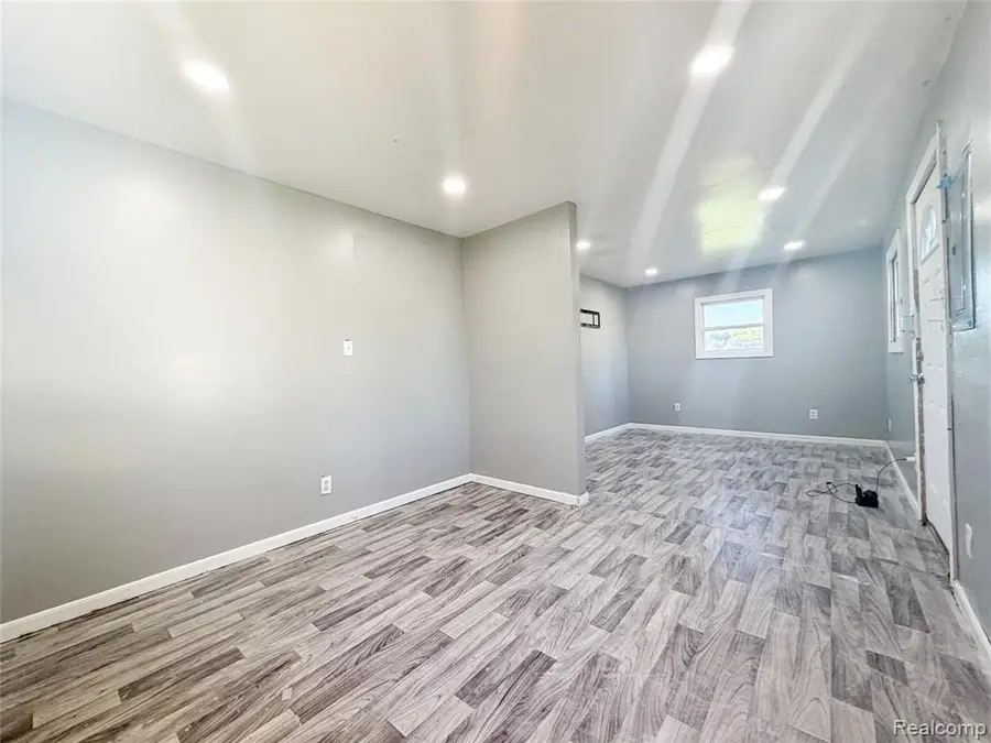 19172 Andover, Highland Park, MI 48203 - #2