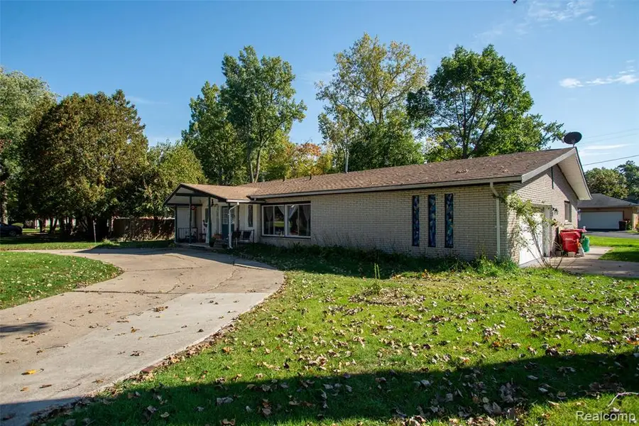 19655 Saxton, Southfield, MI 48075 - #2