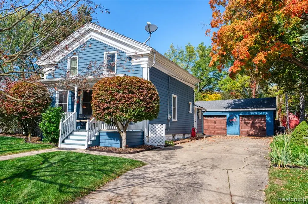 434 Livingston, Howell, MI 48843 - #1