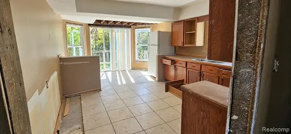 4437 W Court, Flint, MI 48532