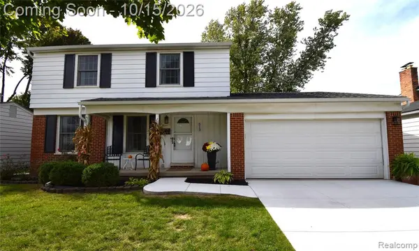 513 N Marias, Clawson, MI 48017