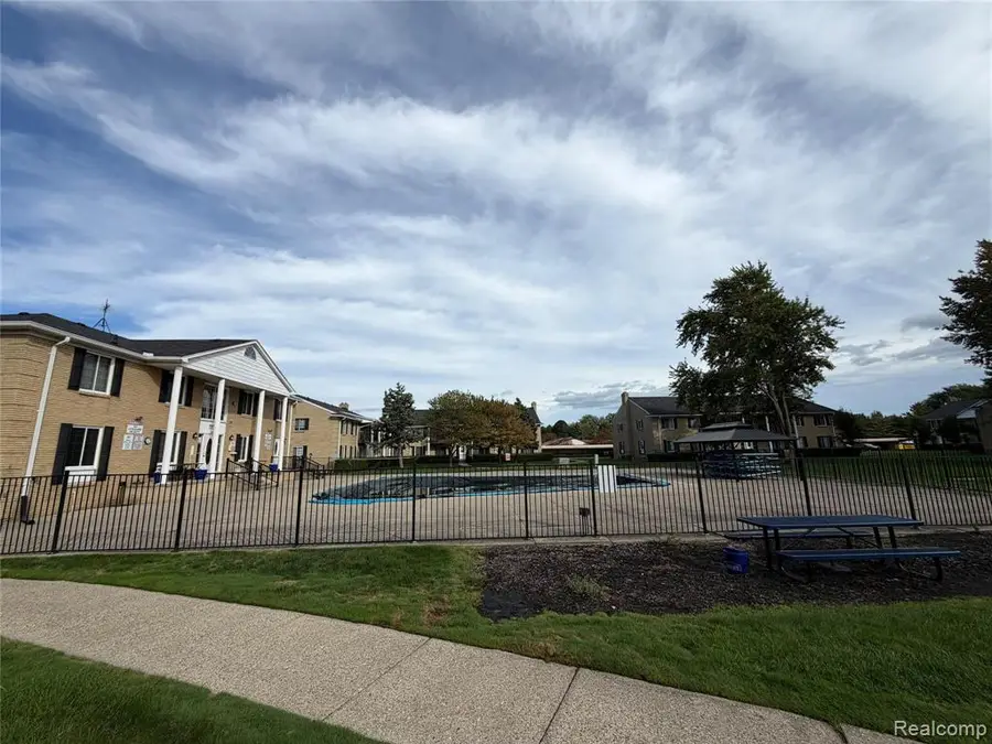 34660 Huntley #38, Sterling Heights, MI 48312 - #3