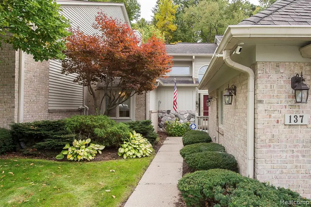 137 Hampton, Northville, MI 48168 - #1