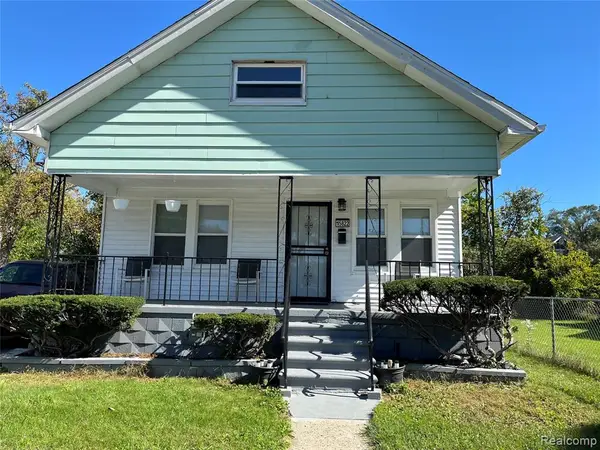 15822 Quincy, Detroit, MI 48238