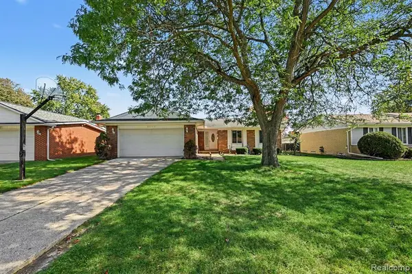 6944 Bunkerhill, Canton, MI 48187