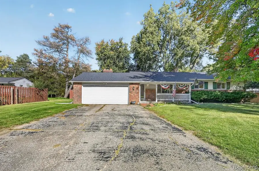 9096 Carpenter, Flushing, MI 48433 - #3