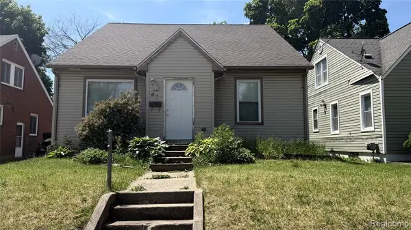 47 Osceola, Pontiac, MI 48341