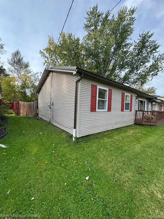 4340 Haas, Burton, MI 48519 - #3