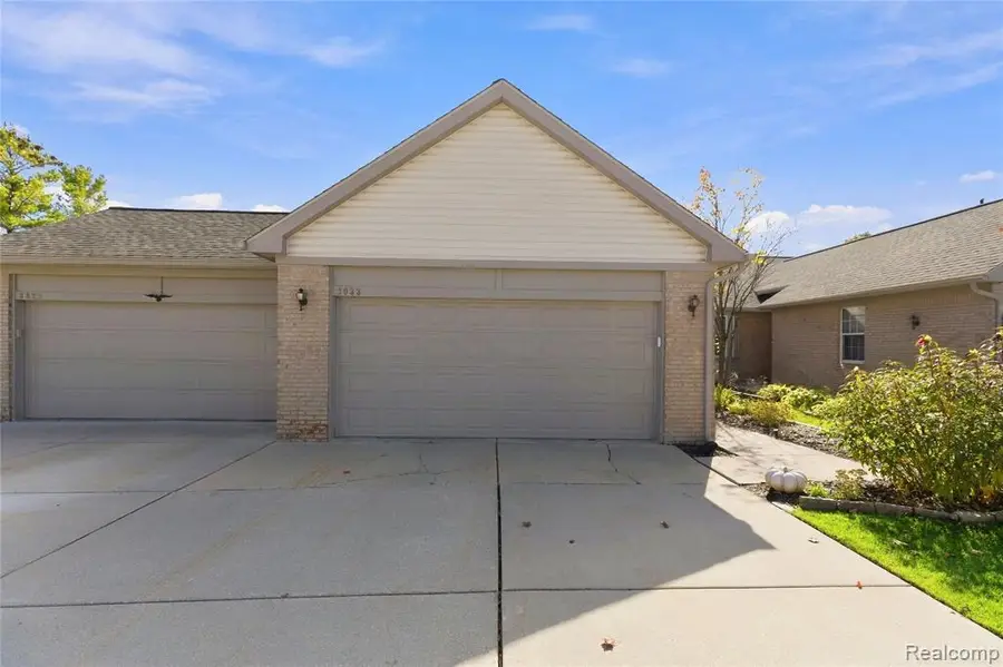 3033 Harbor, Waterford, MI 48328 - #2