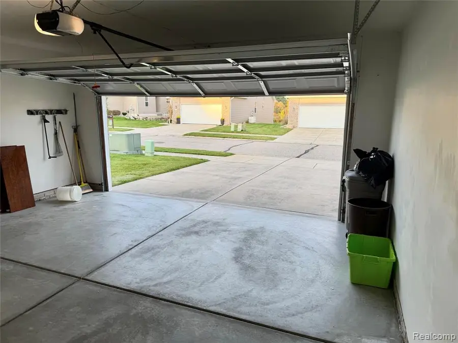 1033 Foxglove, Davison, MI 48423 - #3