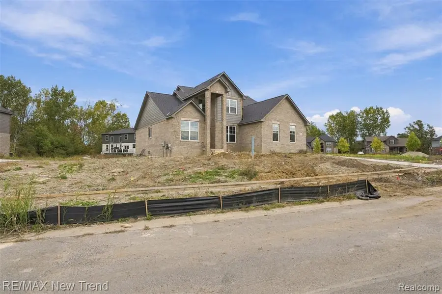 24454 Pembrooke, South Lyon, MI 48178 - #3