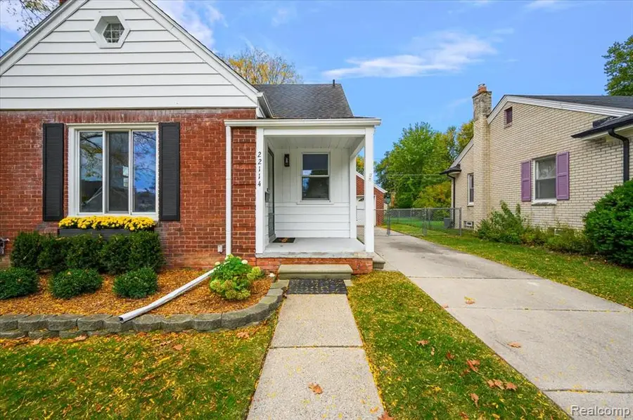 22114 Harper Lake, Saint Clair Shores, MI 48080 - #3