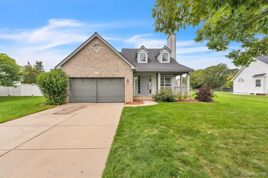 4168 Maplewood Meadows, Burton, MI 48439 - #3