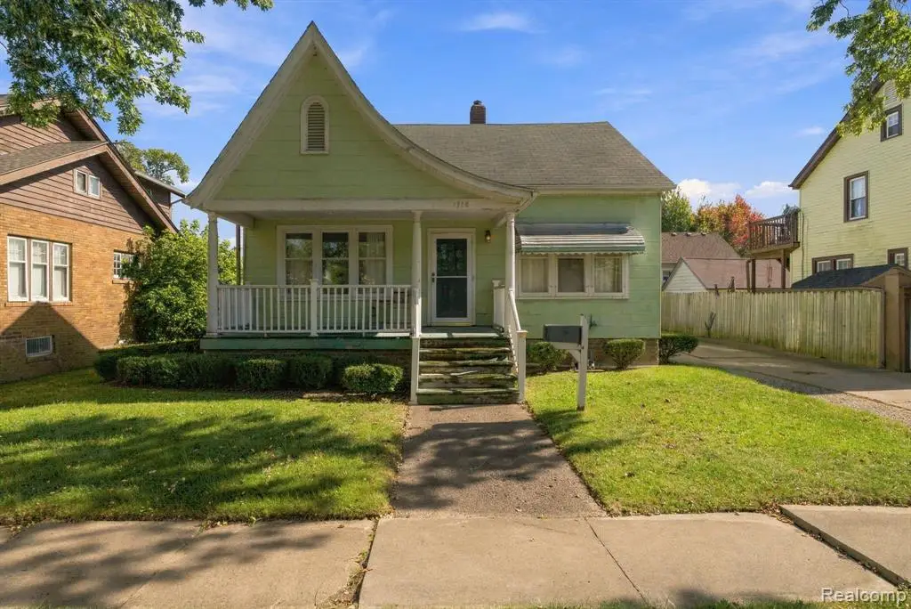 1710 10th, Port Huron, MI 48060 - #1