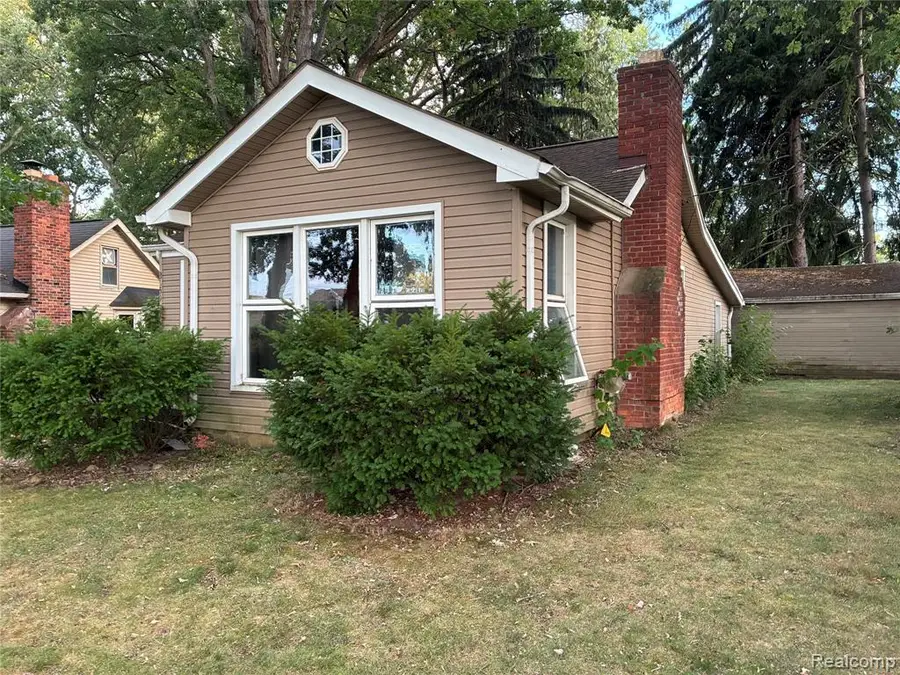 8059 Flagstaff, Commerce Township, MI 48382 - #2