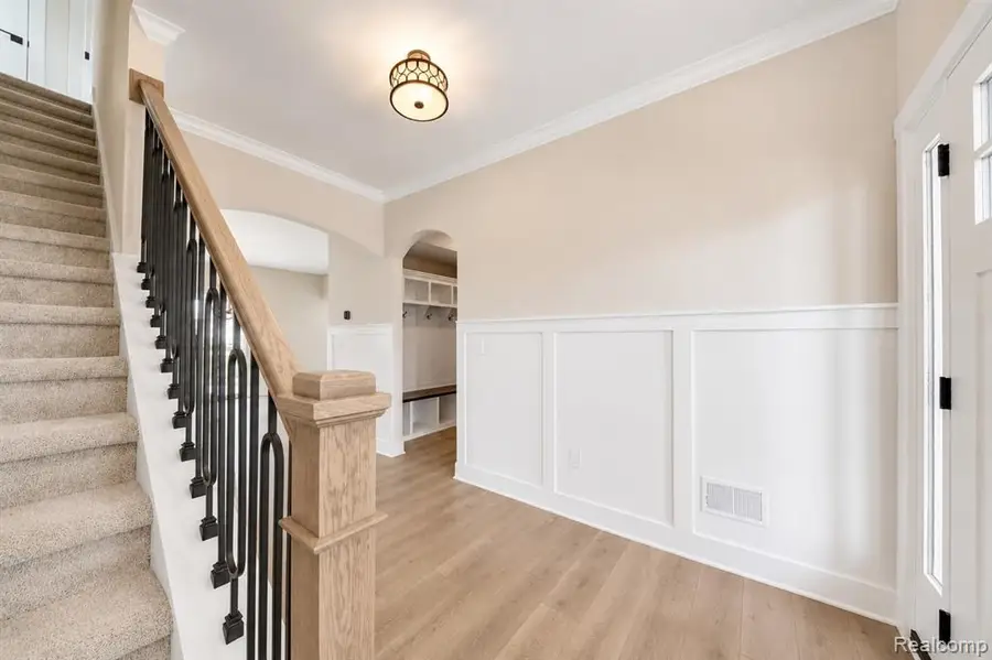 530 Round Rock, Howell, MI 48843 - #2