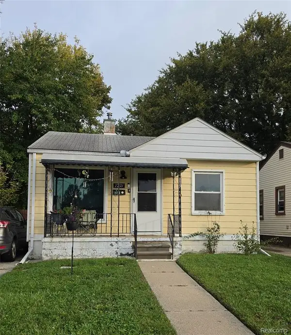 7271 Theut, Warren, MI 48091