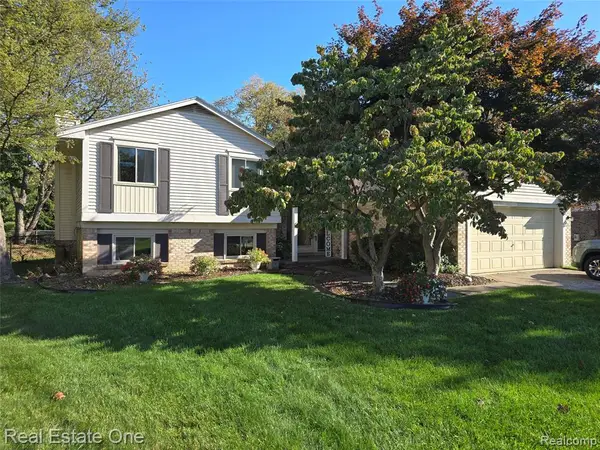 5506 Fox Chase, Clarkston, MI 48346