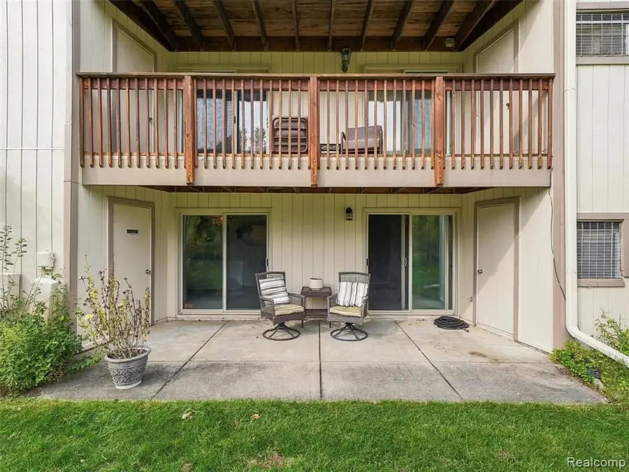 1677 Riverside #13, Rochester Hills, MI 48309 - #3