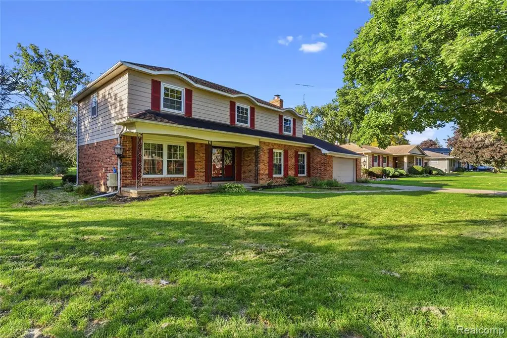 6557 Rustic Ridge, Grand Blanc, MI 48439 - #1