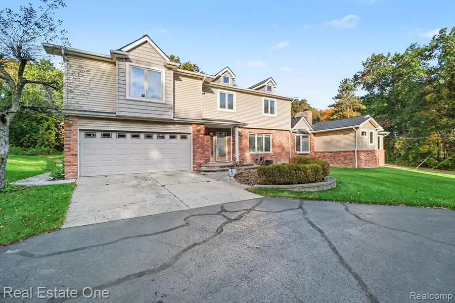 9243 Sherwood, Davisburg, MI 48350 - #2