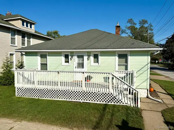 19302 Farmington, Livonia, MI 48152