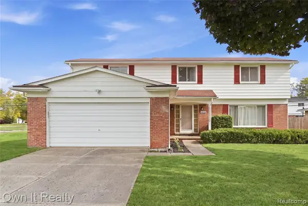 29230 Bermuda, Southfield, MI 48076